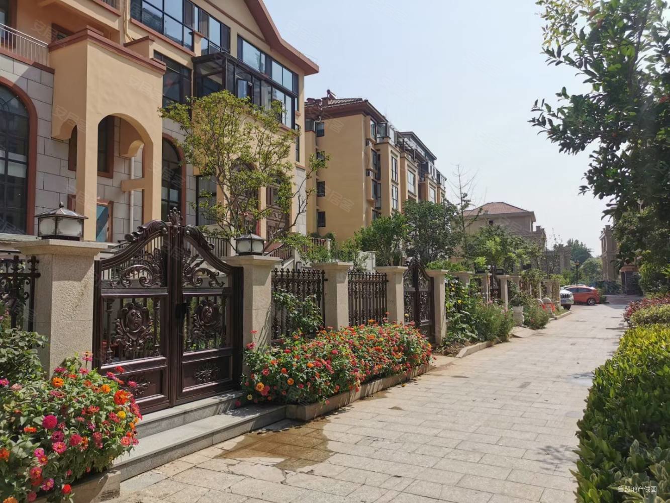 滨河国际 联排别墅 毛坯 带车库露台近奥林匹克 水榭华庭,滨河国际