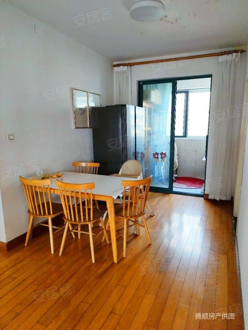 云顶花园精装自住两室两厅前排位置好满五省税诚意出售