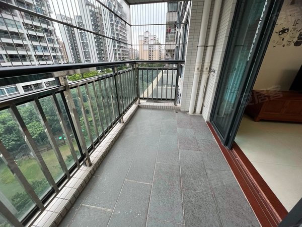 广州花都新区深航花园深航花园精装修4房,望花园家私家电齐全,看房