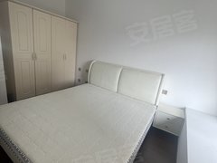 淮安经济开发区深圳路明发星悦城,两室一厅精装修,随时看房出租房源真实图片