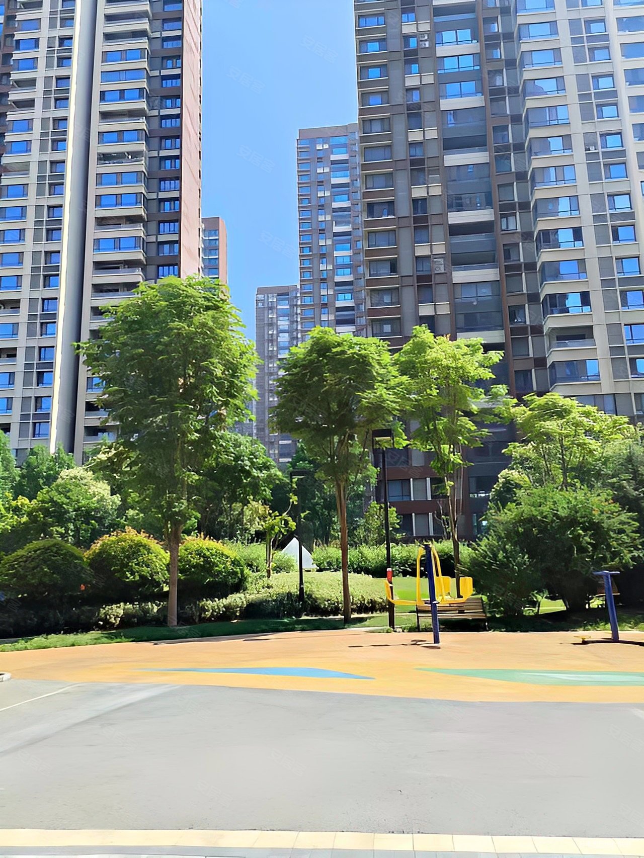 港务区西航花园骞柳中装两室两厅一卫