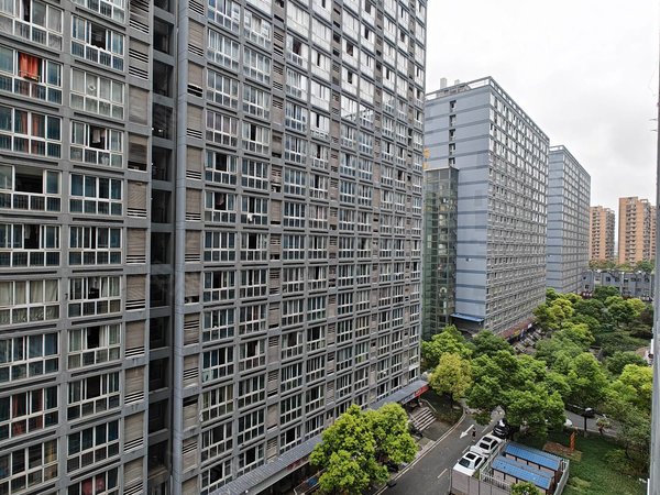 杭州钱塘金沙湖中沙金座中沙金座 金沙湖地铁口 高沙路地铁口旁 周边