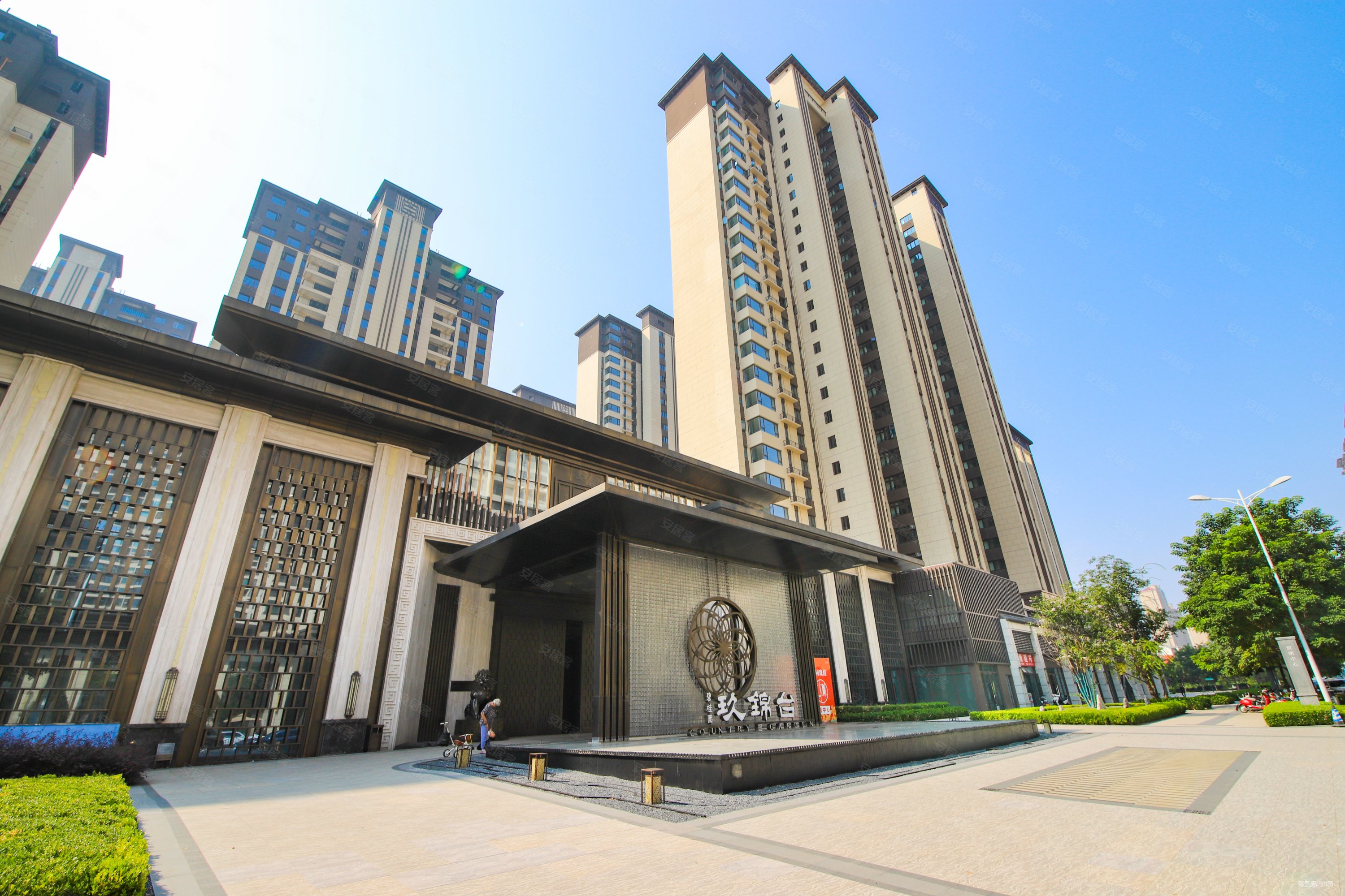 碧桂园玖锦台3室2厅2卫118㎡南北150万