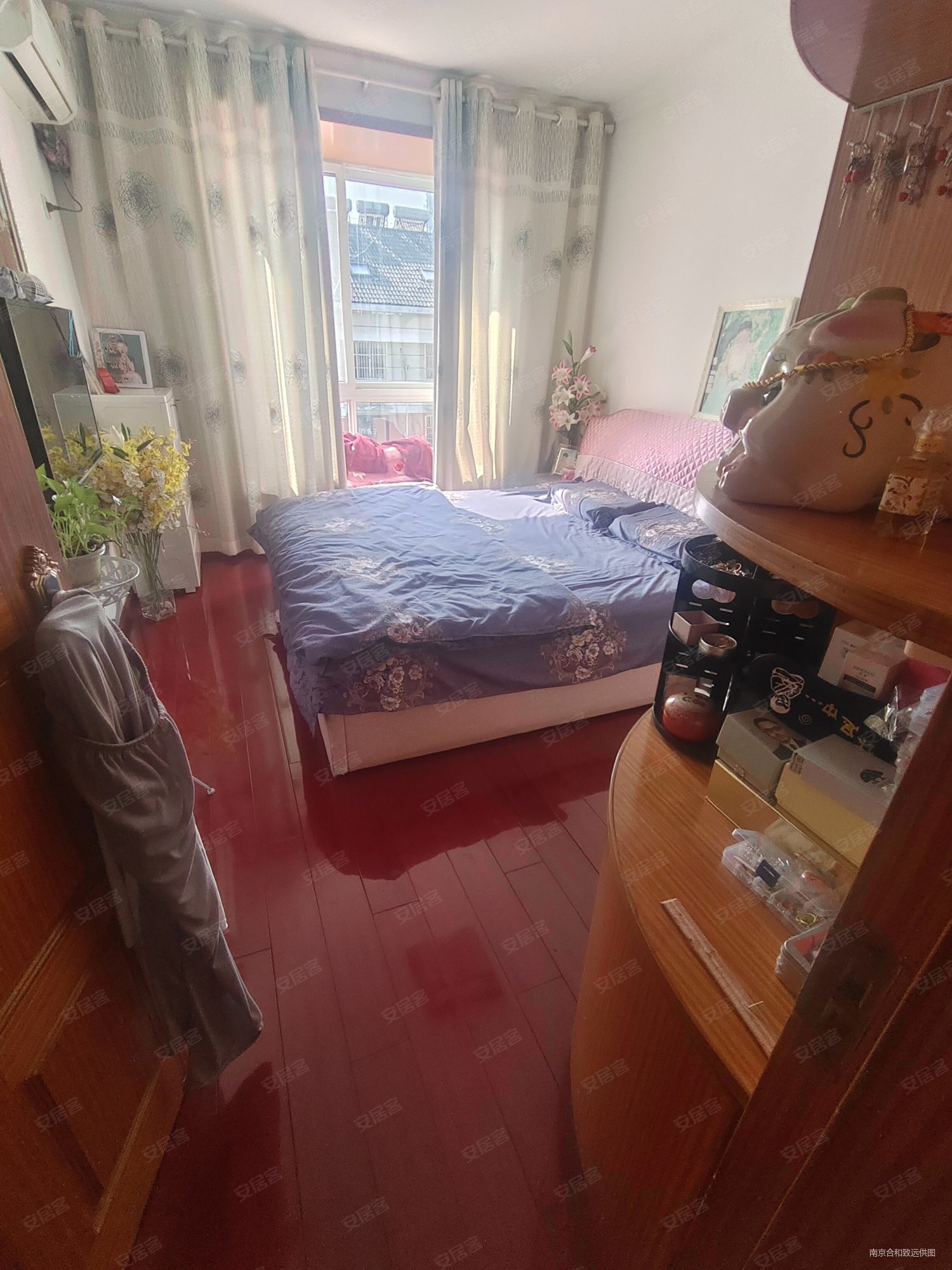 银贡山庄 高楼层视野无遮挡 朝南 满五 商业配套齐全