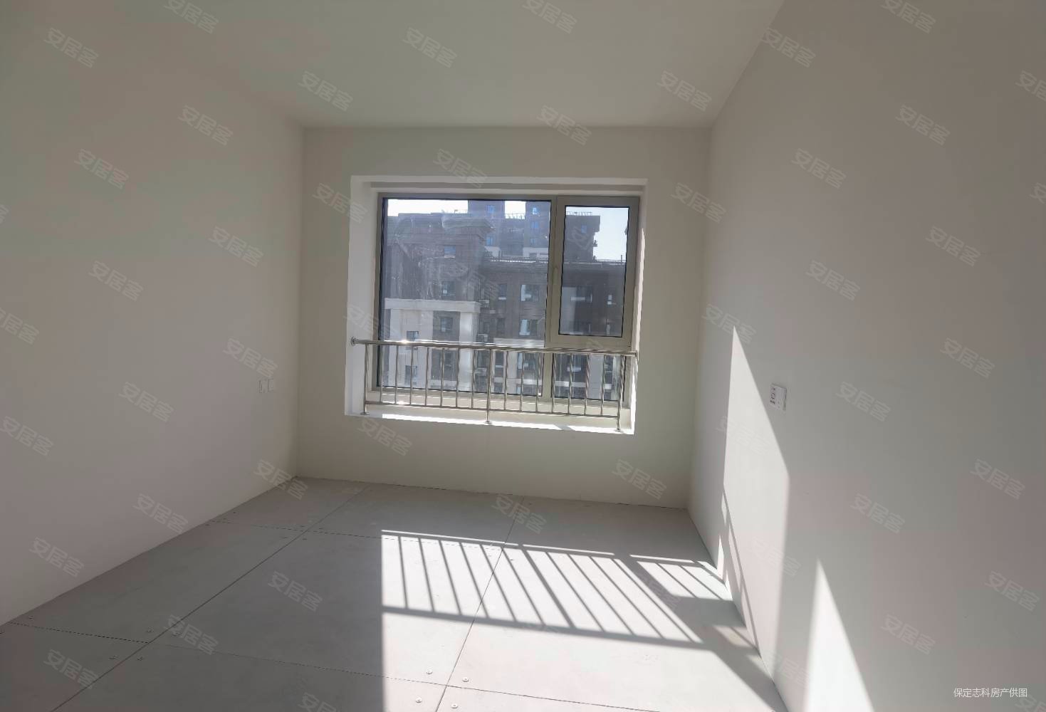 御景风荷3室2厅2卫133.64㎡南北119.8万