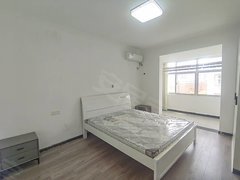 孝感孝南西城区航空路 学院旁 锦绣后湖 书苑小区 精装大四房 家电齐全出租房源真实图片