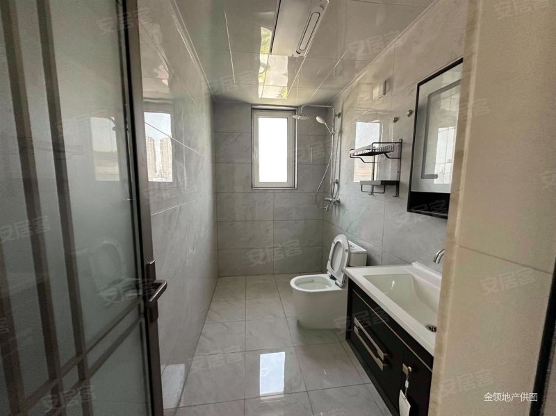 海丽御府电梯好楼层!精装修三室两卫!新小区!