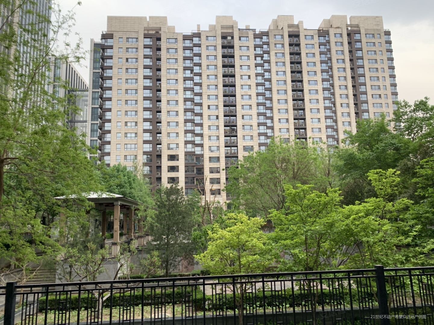 看房方便,富力爱丁堡公馆二手房,1880万,2室2厅,2卫,159平米-北京安居