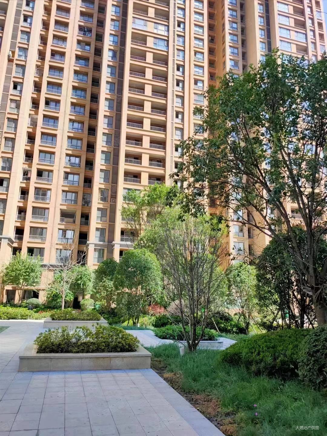 浩华香颂国际城3室2厅1卫105㎡南北126万