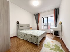 昆明五华北市区无中介精装主卧独卫 和谐广场 郎悦湾羊肠村 甘美医院 霖雨桥出租房源真实图片