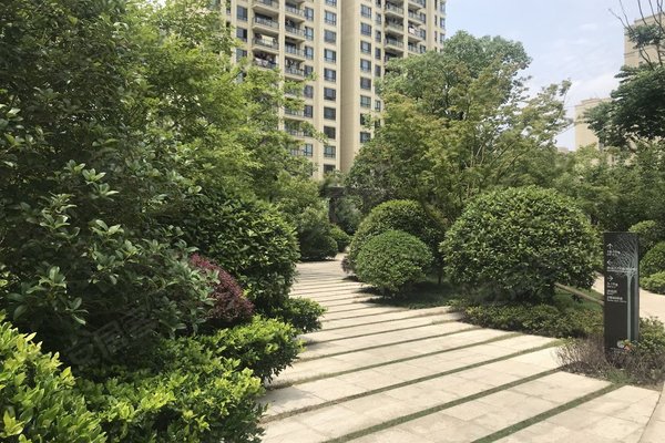 仁恒西郊花园