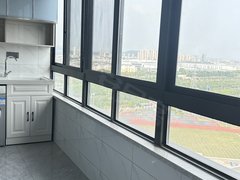 镇江润州镇江万达云图花园,三房双阳台,清爽装修,拎包入住,出租房源真实图片