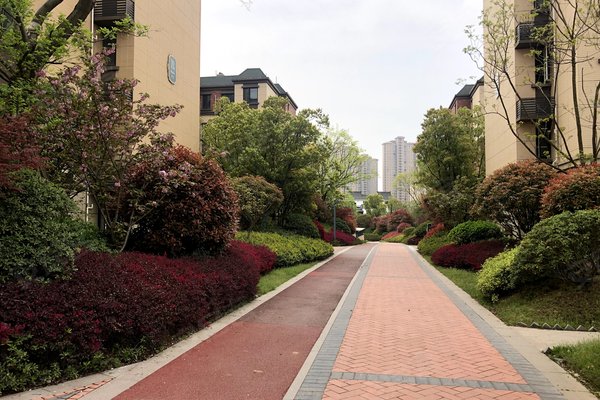 恒达盘龙湾荷苑怎么样,恒达盘龙湾荷苑周边房产中介经纪人评价-武汉