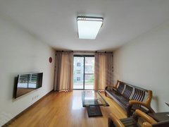 桂林象山中山南路万象城旁鸣翠新都3房家具家电可配齐全拎包入住1600元可谈出租房源真实图片