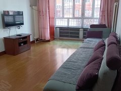 双鸭山尖山东山国际会展中心阳光小区一楼，80平，两室一厅，年租9500出租房源真实图片