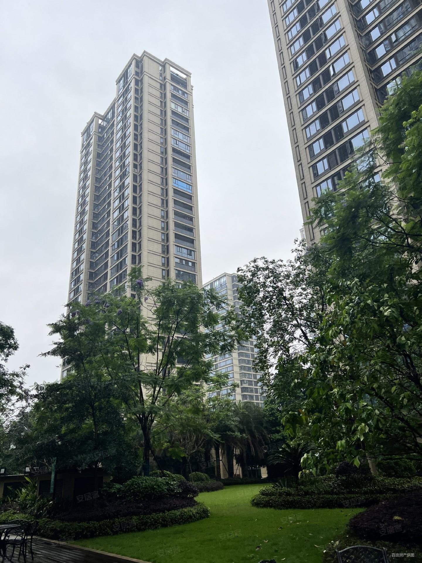 柳北区白沙路杨柳郡毛坯三房两厅两卫