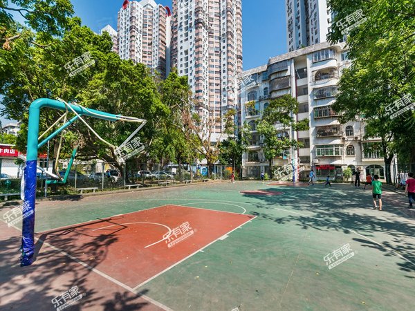 深圳罗湖水库东乐花园(罗湖)刚出精装修4楼2房,(水库学校喜荟城商圈)