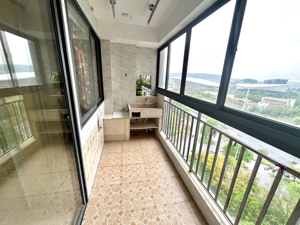 【多图】阳光城新界,浦上大道租房,万达对面 出门地铁 大三房 门口就