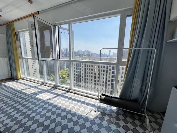 武汉洪山铁机路徐东世纪广场实图!实拍!8号线徐东地铁站!杨园!徐家棚!