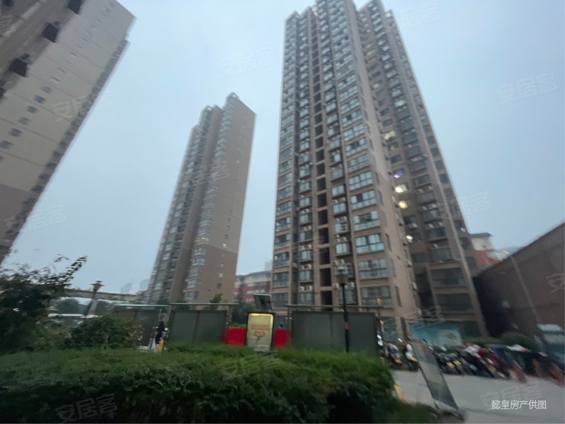 得房率高 南北通透 低密宜居 满二 带电梯 中间好楼层,阳光富邸二手房