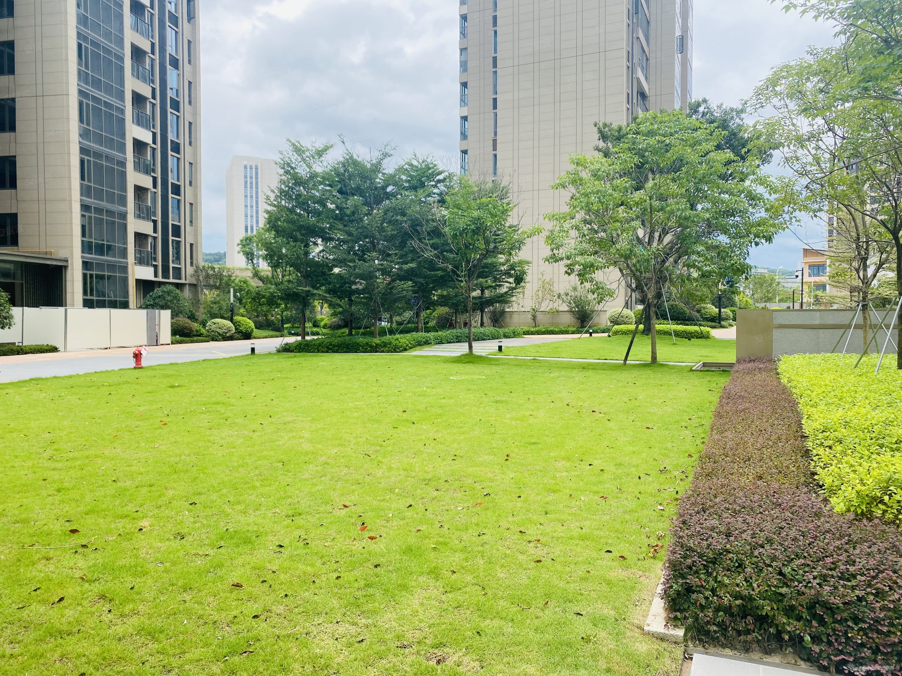 榕城江上图4室2厅2卫156.85㎡南北473万