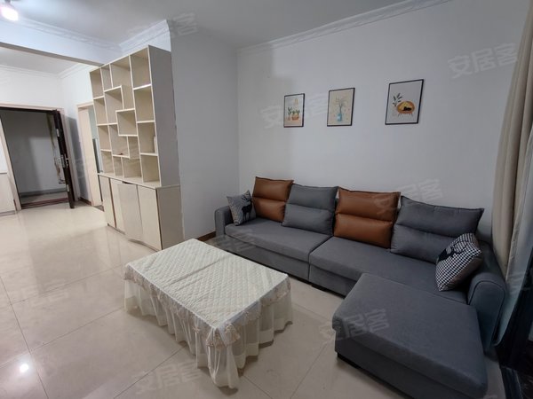 亳州谯城亳州万达广场学府家园万达旁,精装两室,家具家电齐全,押一付