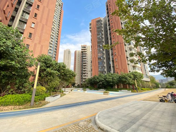 【多图】奥园翡翠东湾二期,坪山租房,地铁口 比亚迪 技术学校 精装3房