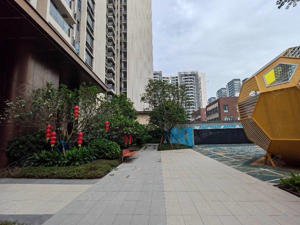 广州天河小新塘保利天汇保利天汇 三期安静的小三房 77平方 封了大