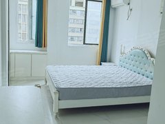 常州金坛新城吾悦广场保利紫荆公馆有大小独卫出租,设施齐全。房子,无介绍钱。出租房源真实图片