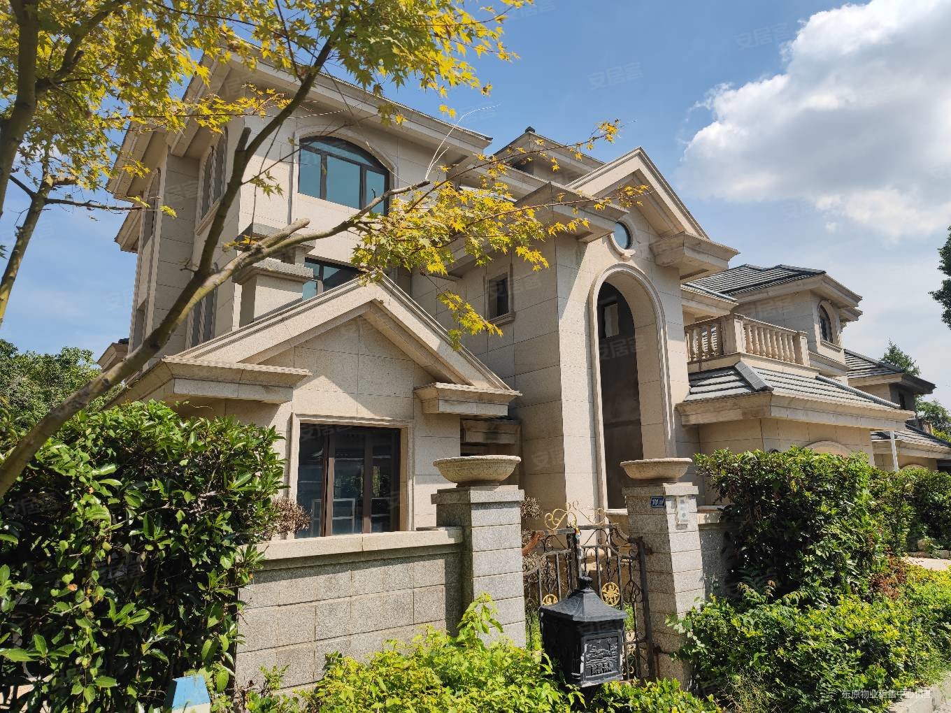 长岛观湖500平大花园朝南独栋别墅业主置换着急出售