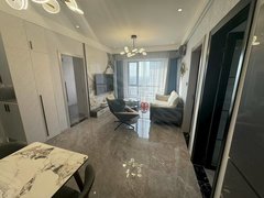 伊犁伊宁市西城天街年租瑞豪城市广场精装电梯两室，包暖气物业，家具家电齐全出租房源真实图片