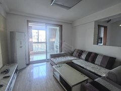 马鞍山花山大润发海外海名仕苑，精装修，中间楼层，有电梯，家电齐全，拎包入住出租房源真实图片