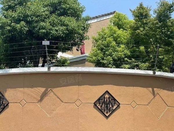 上海长宁西郊公园温莎花园温莎花园,环境优雅,拎包入住,小区会所开放