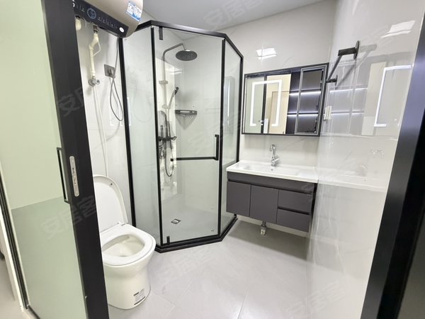 金华婺城婺城新区央著花园精装修带宽带阳台！民用水电！拎包入住家电齐全 南北通透出租房源真实图片