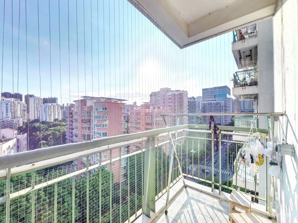 香榭里花园3室2厅1卫92.04㎡南北1200万