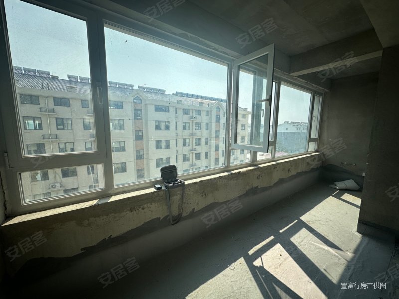 盛仕文苑二手房,104万,3室2厅,2卫,135平米-威海安居客