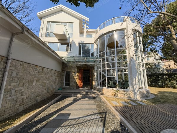 上海闵行梅陇虹山半岛今日新出!居家办公别墅!保养如新!花园600平!