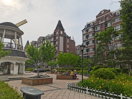 不足,荷兰小镇怎么样,荷兰小镇周边房产中介经纪人评价-长春安居客