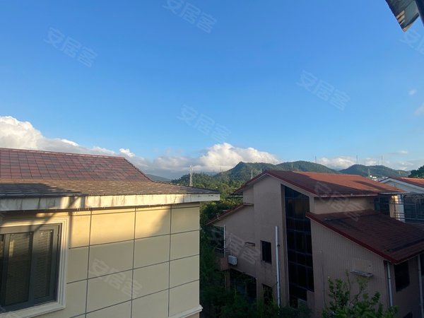 深圳龙岗横岗翠湖山庄(别墅)横岗六约独栋别墅,前后花园,可办公自住