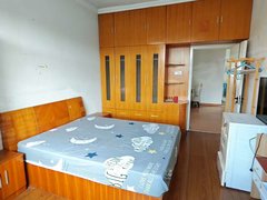 巢湖西门西门片区东风路西苑广场附近2室1厅空调热水器冰箱洗衣机彩电家具出租房源真实图片
