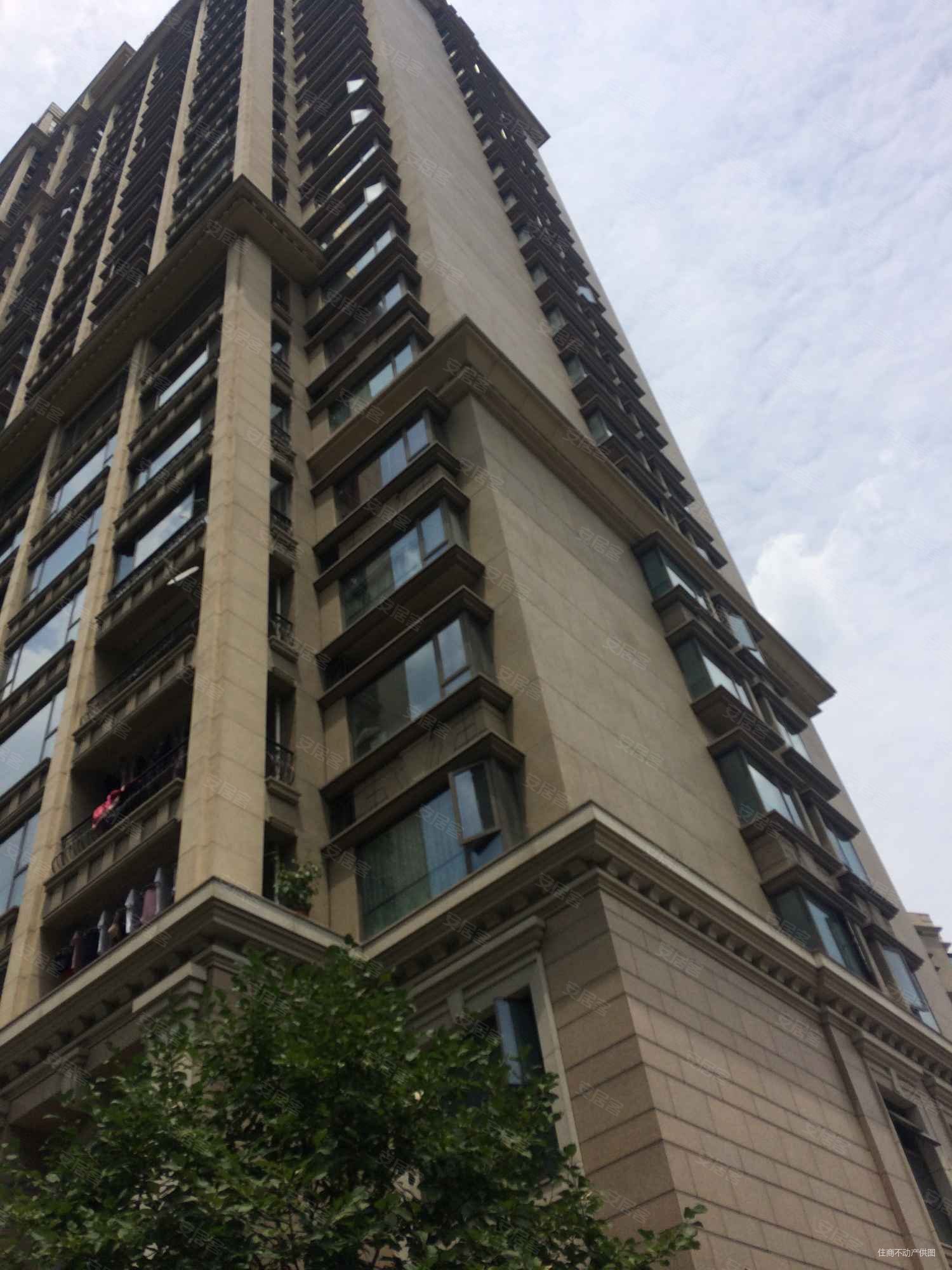 嘉御庭(一期)2室2厅2卫138.22㎡西北2750万