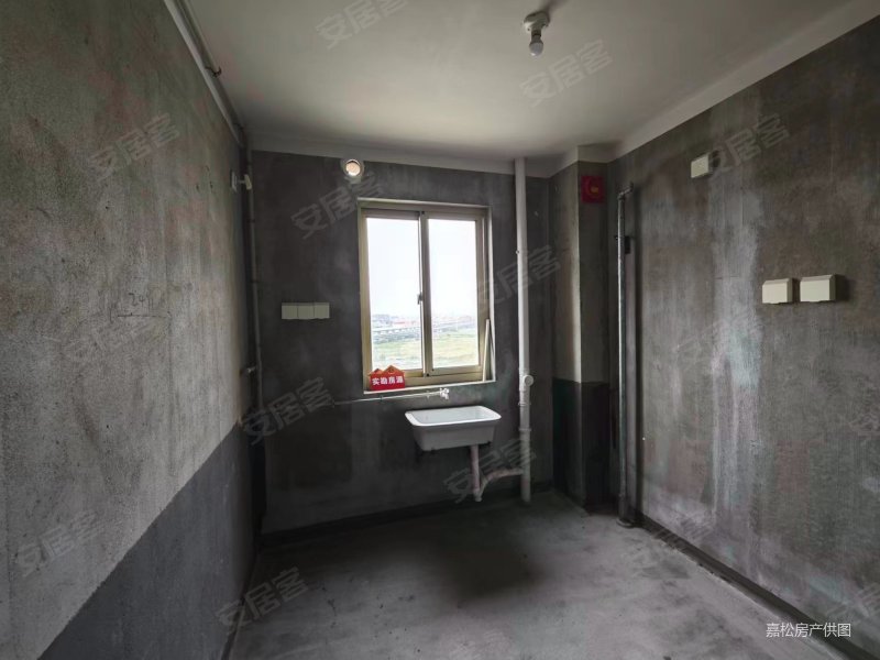 松南城金欣雅苑 南北通透 次新小区 高楼层采光充足 有电梯