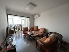 青岛平度同和国宾府 带车位 全屋精装 家具家电齐全 拎包入住即可 采光好出租房源真实图片