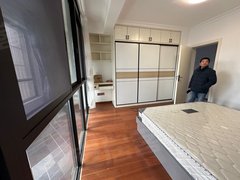 橘郡礼顿山 3室2厅2卫3个1.8米的床 可以配空调120平