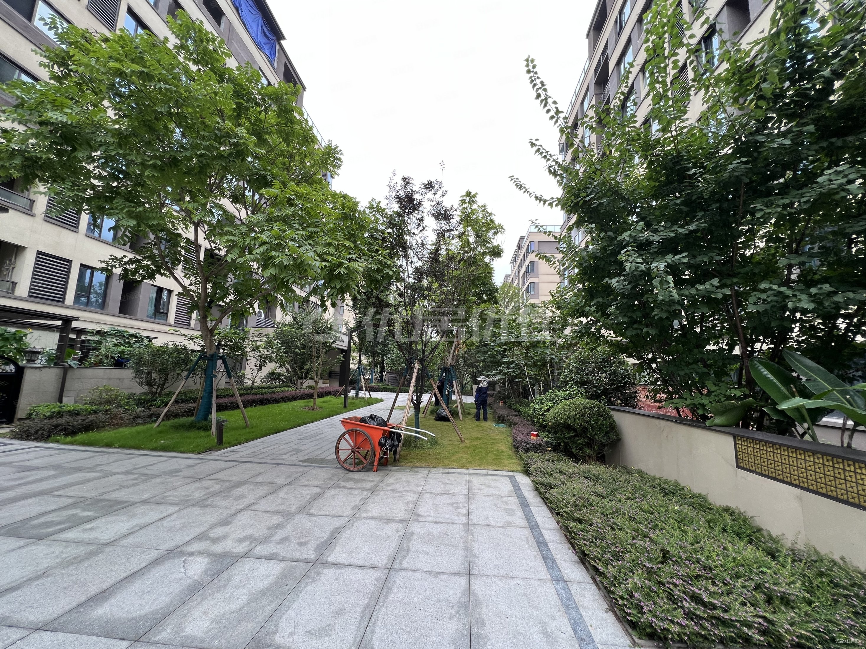 重庆房产网>重庆二手房>巴南二手房>龙洲湾二手房>融信澜湾>2933_2200