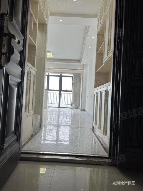 真实随时看 公馆 西向江景房 视野好 中间楼层,地王公馆二手房,55.