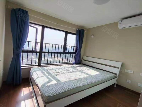 深圳龙岗龙岗中心城万科广场v寓网红公寓精装2房 品质家私 配套齐全