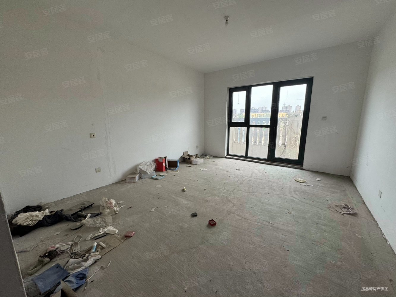 大运河孔雀城轩园七期(别墅)4室2厅4卫223㎡南北180万