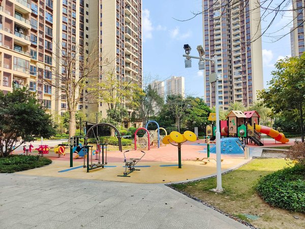 珠海香洲南屏碧桂园华发香洲府碧桂园华发香洲府 4室2厅2卫 电梯房 精