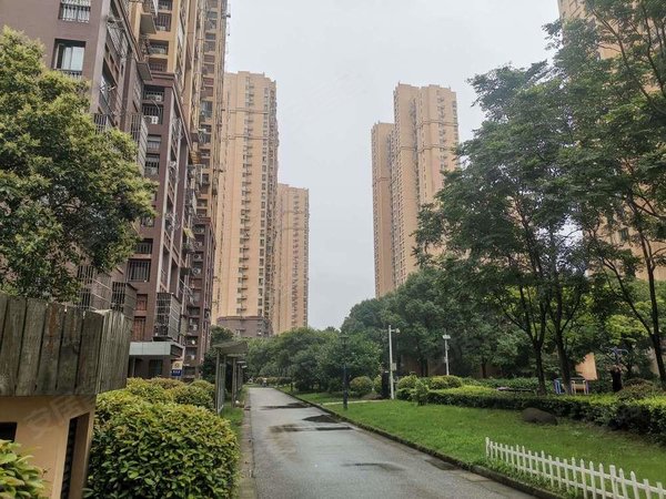 无锡惠山天一新城新街家园新街家园2室1厅1800.